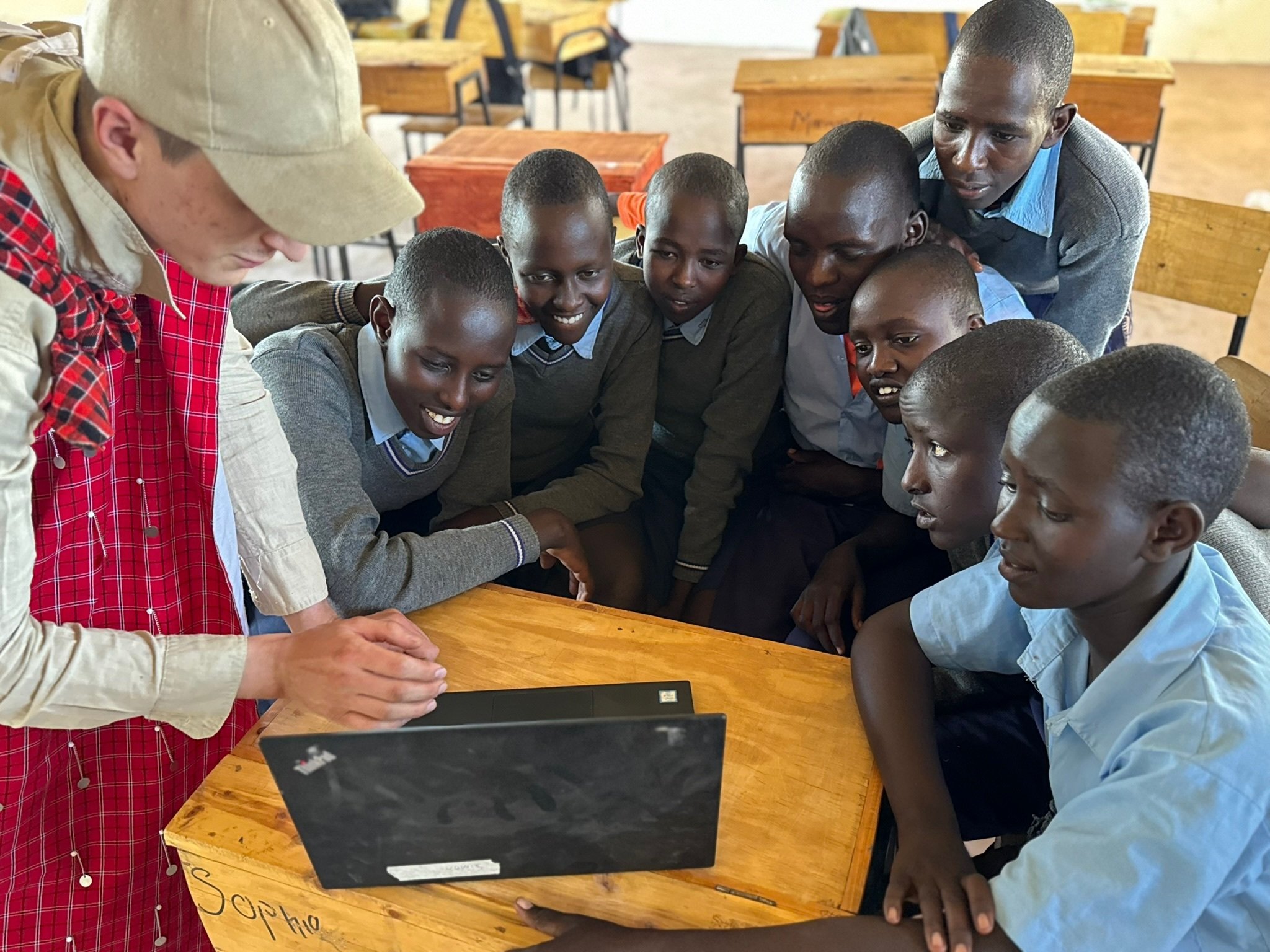 C163EE4B-575C-427D-860C-6B53B9B9AA2A